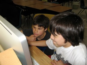 Tween Tribune Commenting