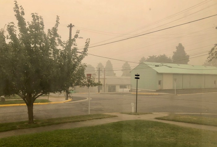 smokey skies on city street from 2020